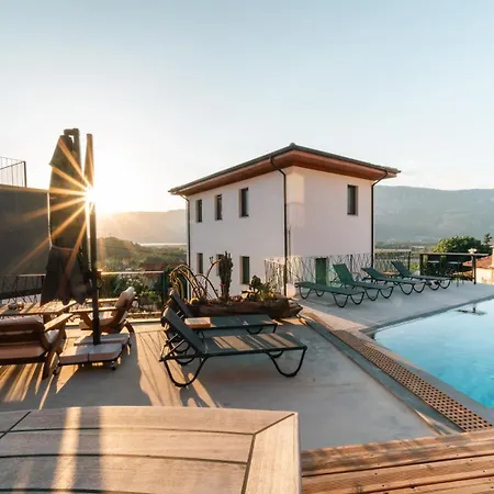 Kikonia Art & Apart-hotel *