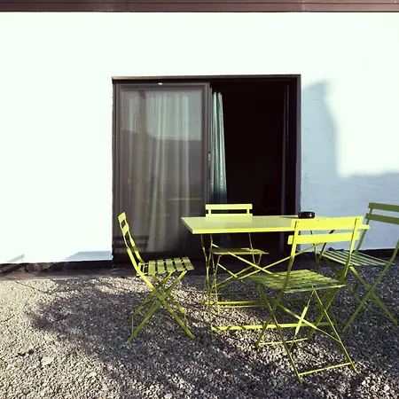 Apart-hotel Kikonia Art & *