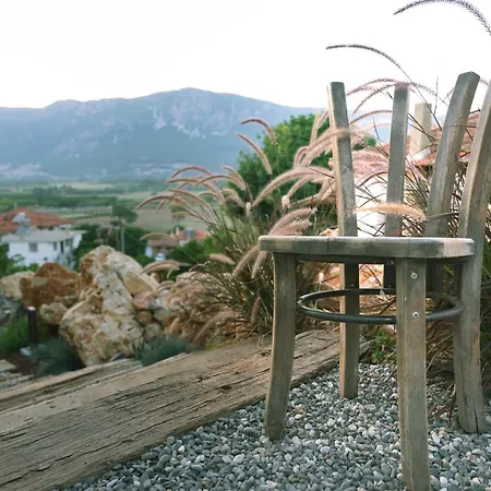Kikonia Art&suites Hotel apartamentowy 4*
