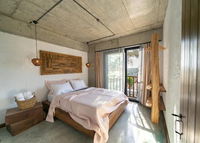 Kikonia Art & Apartahotel *