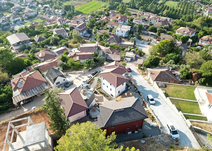 Kikonia Art & Apart Otel