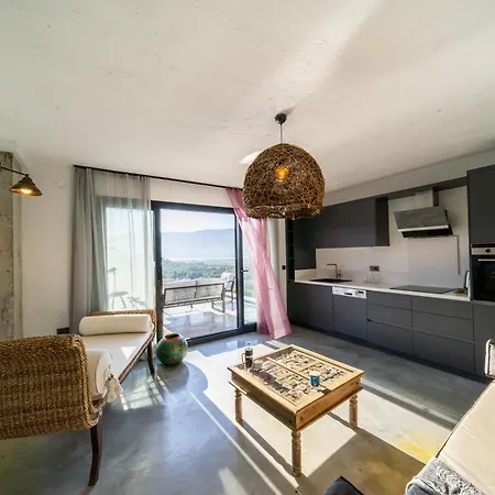 Lejlighedshotel Kikonia Art&suites 4*