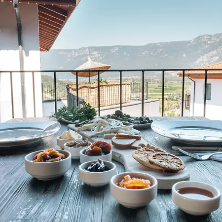 Kikonia Art&suites 4*