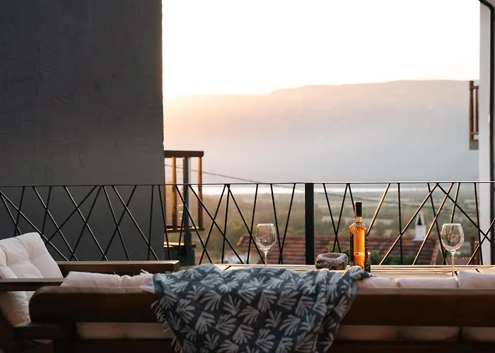 Apartmanhotel Kikonia Art & *